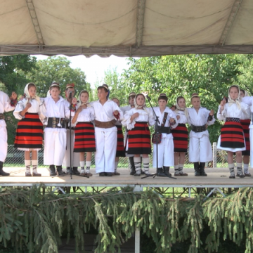 SPECIAL: Întâlnire cu fiii satului la Bârsana SPECIAL: Întâlnire cu fiii satului la Bârsana