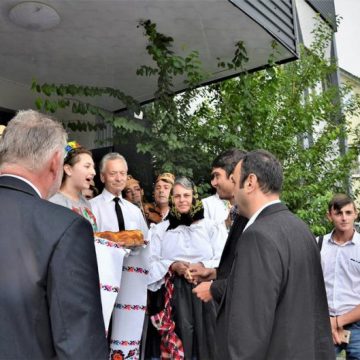 COOPERARE: Centru de Informare al României s-a deschis la Primăria Solotvino din Ucraina COOPERARE: Centru de Informare al României s-a deschis la Primăria Solotvino din Ucraina