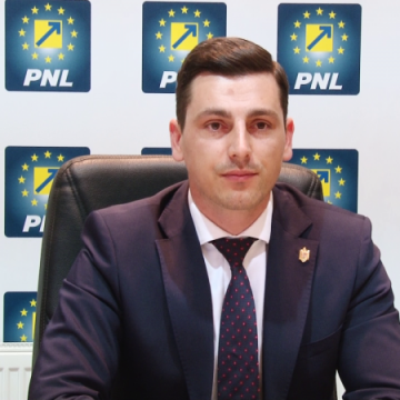IONEL BOGDAN (PNL):Modul brutal în care jandarmeria a intervenit împotriva protestatarilor din Piața Victoriei reclamă urgent explicații publice IONEL BOGDAN (PNL):Modul brutal în care jandarmeria a intervenit împotriva protestatarilor din Piața Victoriei reclamă urgent explicații publice