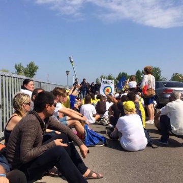 ABUZ: Autorităţile din Republica Moldova interzic intrarea în ţară a unor cetăţeni români ‘unionişti’ ABUZ: Autorităţile din Republica Moldova interzic intrarea în ţară a unor cetăţeni români ‘unionişti’