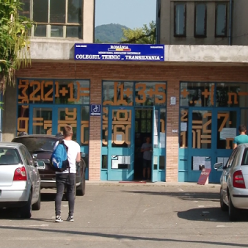 PUNCT: Ultima probă la bacalaureatul de toamnă