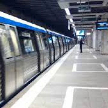 INCIDENT: Bărbatul care a pulverizat spray lacrimogen într-un metrou în staţia Piaţa Unirii 2 nu a fost prins INCIDENT: Bărbatul care a pulverizat spray lacrimogen într-un metrou în staţia Piaţa Unirii 2 nu a fost prins