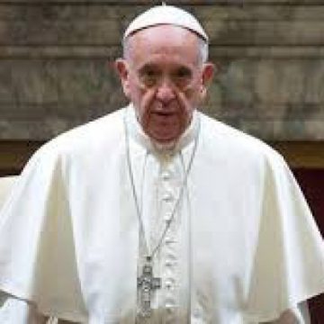 FĂRĂ "PSIHIATRIE": Vaticanul corectează declaraţia Papei privind homosexualitatea FĂRĂ "PSIHIATRIE": Vaticanul corectează declaraţia Papei privind homosexualitatea