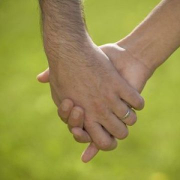 RESPINŞI: Un cuplu de musulmani nu a primit cetățenia elvețiană pentru că n-au vrut să dea mâna cu persoane de sex opus RESPINŞI: Un cuplu de musulmani nu a primit cetățenia elvețiană pentru că n-au vrut să dea mâna cu persoane de sex opus