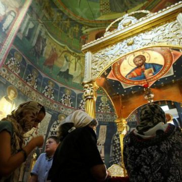 TRADIȚII ȘI OBICEIURI: Creştinii ortodocşi şi catolici sărbătoresc astăzi, 6 august, Schimbarea la Faţă a Domnului TRADIȚII ȘI OBICEIURI: Creştinii ortodocşi şi catolici sărbătoresc astăzi, 6 august, Schimbarea la Faţă a Domnului