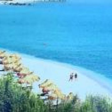 TURISM: Plaja sălbatică cu apă turcoaz de pe litoralul românesc TURISM: Plaja sălbatică cu apă turcoaz de pe litoralul românesc