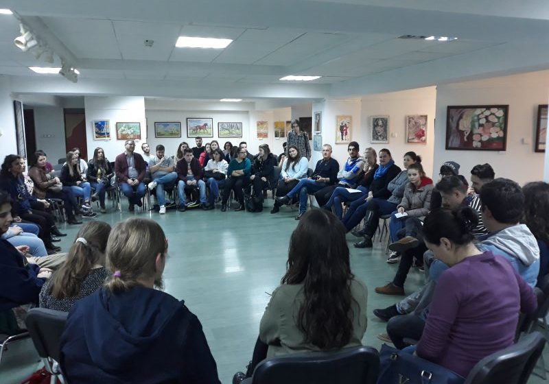 YMCA: Proiect pentru lucrul cu tinerii
