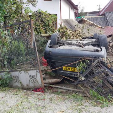 112: Accident grav în Vadu Izei ( FOTO) 112: Accident grav în Vadu Izei ( FOTO)