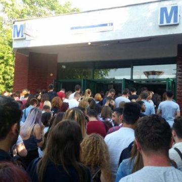 ANALIZĂ: Administrația publică, salarii cu 75% mai mari decât industria ANALIZĂ: Administrația publică, salarii cu 75% mai mari decât industria
