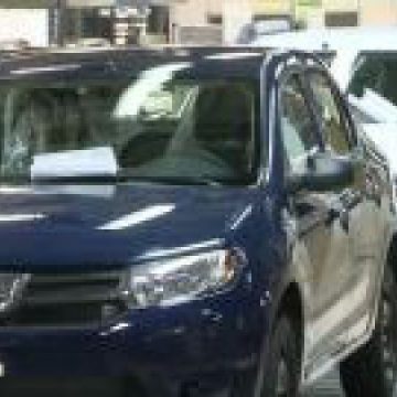 ANALIZĂ: De ce are Dacia succes deși nu urmează trendurile din industria auto