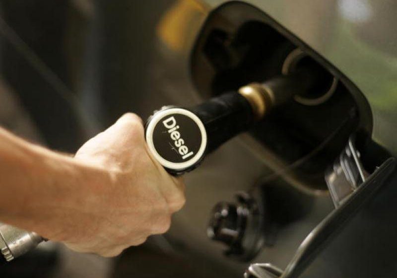 ANALIZĂ: România, una dintre cele trei țări UE unde dieselul rămâne la putere