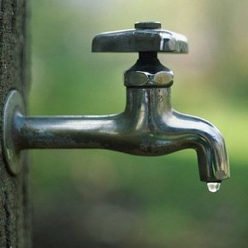 VITAL: Întrerupe apa pe mai multe străzi din oraș
