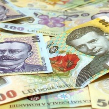 CIFRE ALARMANTE: De trei ori mai puțini plătitori de CASS decât beneficiari