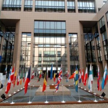 MAE : S-a lansat etapa a doua a programului ”Voluntari ai Președenției României la UE ” MAE : S-a lansat etapa a doua a programului ”Voluntari ai Președenției României la UE ”