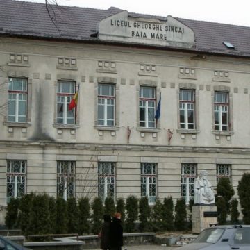 DE-ALE ÎNVĂȚĂMÂNTULUI : Colegiul Național ”Gheorghe Șincai” așteaptă noi directori DE-ALE ÎNVĂȚĂMÂNTULUI : Colegiul Național ”Gheorghe Șincai” așteaptă noi directori