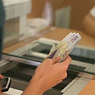 VINE SCADENȚA: Contribuabilii  care nu și-au plătit taxele și impozitele locale o mai pot face până la finalul acestei luni