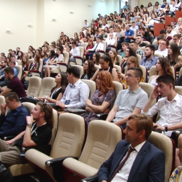 SPRIJIN ÎN DEZVOLTAREA COMUNITĂȚII: Baia Mare mai are 12 lucrători de tineret SPRIJIN ÎN DEZVOLTAREA COMUNITĂȚII: Baia Mare mai are 12 lucrători de tineret