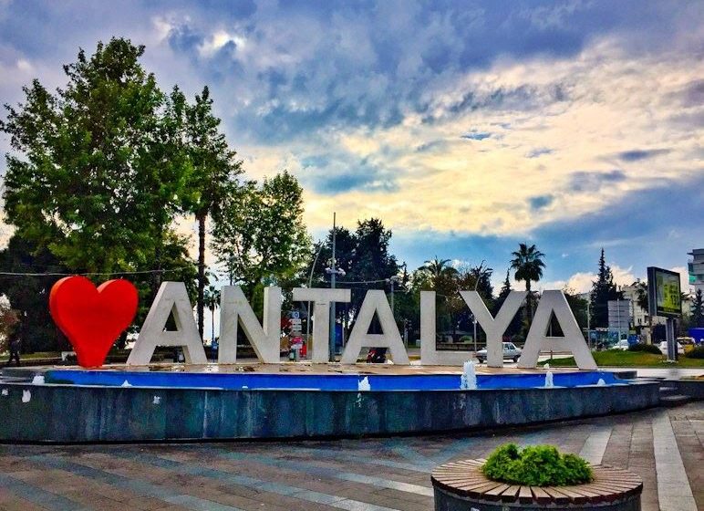 PROMISIUNI: Zbor direct Baia Mare – Antalya din 2019?! PROMISIUNI: Zbor direct Baia Mare – Antalya din 2019?!