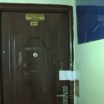 VERDICT: Medic și asistentă condamnați definitiv pentru luare de mită VERDICT: Medic și asistentă condamnați definitiv pentru luare de mită
