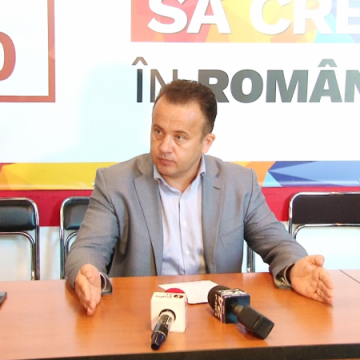 LA ÎNCEPUT DE AN ȘCOLAR: Ce spune fostul ministru al Educației Liviu Marian Pop despre problema manualelor