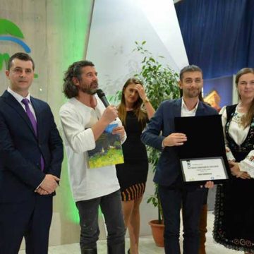 GABRIEL ZETEA: ”Există o creștere vizibilă a sectorului de turism în Maramureș” GABRIEL ZETEA: ”Există o creștere vizibilă a sectorului de turism în Maramureș”
