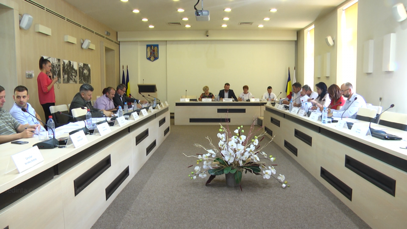 REPORTAJUL ZILEI: Rectificare bugetară cu discuţii aprinse, la Sighet REPORTAJUL ZILEI: Rectificare bugetară cu discuţii aprinse, la Sighet