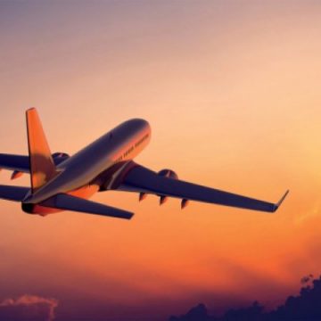 DILEMĂ : Cu trenul sau cu avionul? Cât costa de fapt calatoriile DILEMĂ : Cu trenul sau cu avionul? Cât costa de fapt calatoriile