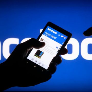 FACEBOOK: PROBLEME CU POSTĂRILE PE PAGINILE OFICIALE