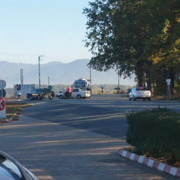 GRAV: Accident cu o victimă încarcerată, la Hideaga GRAV: Accident cu o victimă încarcerată, la Hideaga