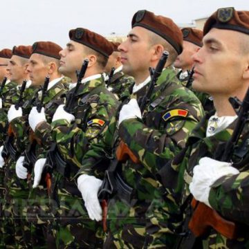 EVENIMENT: Ziua Armatei României este marcată, joi, cu ceremonii la Mormântul Ostaşului Necunoscut din Capitală EVENIMENT: Ziua Armatei României este marcată, joi, cu ceremonii la Mormântul Ostaşului Necunoscut din Capitală