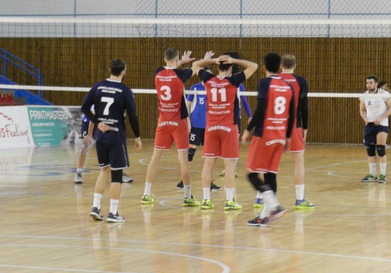 VOLEI: Știința Explorări a sfeclit-o la Dej