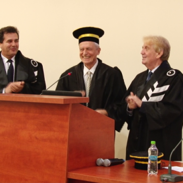 DISTINCȚIE: Academcianul maramureșean Ion Pop a primit titlul de Doctor Honoris Causa DISTINCȚIE: Academcianul maramureșean Ion Pop a primit titlul de Doctor Honoris Causa