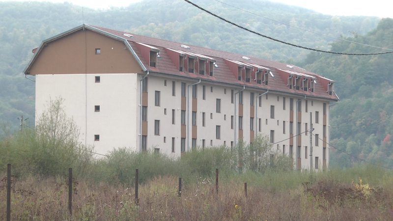 LUCRĂRI: Cum mai e cu finalizarea blocurilor din zona Fuchs LUCRĂRI: Cum mai e cu finalizarea blocurilor din zona Fuchs