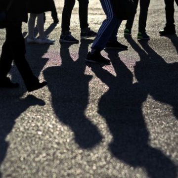 INGRIJORĂTOR: Debutul vârstei de consum a drogurilor a scăzut la 13 ani/ Specialist: Substanţele se găsesc prea uşor INGRIJORĂTOR: Debutul vârstei de consum a drogurilor a scăzut la 13 ani/ Specialist: Substanţele se găsesc prea uşor