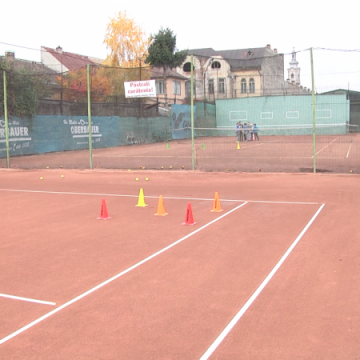 INVESTIȚII: Terenul de tenis din Sighet va fi acoperit INVESTIȚII: Terenul de tenis din Sighet va fi acoperit