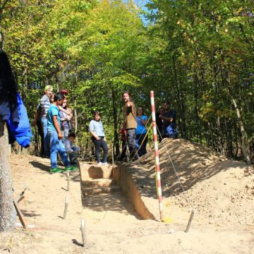 MUZEU: Vizită pe şantierul arheologic MUZEU: Vizită pe şantierul arheologic