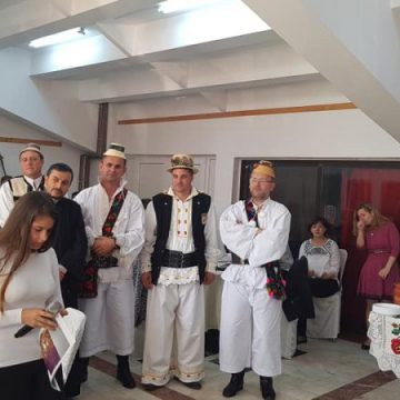SPECIAL: ”În Câșlegi", un eveniment de tradiţie şi pentru promovarea tradiţiei, la Cavnic