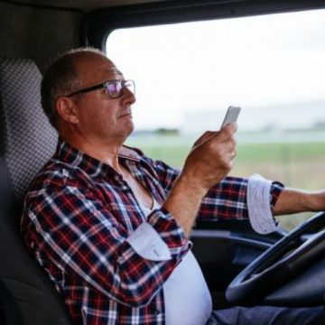 STUDIU: Cele mai riscante comportamente ale șoferilor români