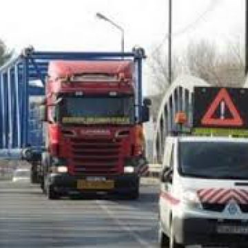 MĂSURI: Restricţii de circulaţie pentru camioane în Ungaria. Prima restricţie, în această seară MĂSURI: Restricţii de circulaţie pentru camioane în Ungaria. Prima restricţie, în această seară