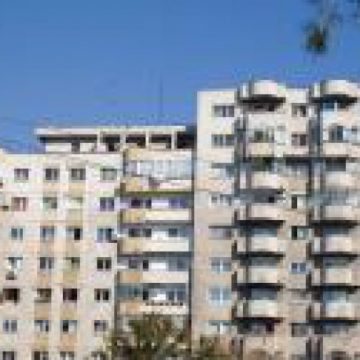 ANALIZĂ: Piața imobiliară din România dă semne de prăbușire