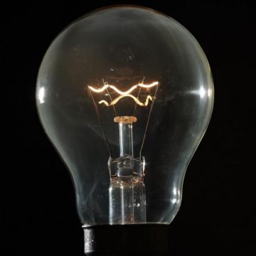 ANALIZĂ: România are cea mai mare scumpire din UE a electricității în primul semestru
