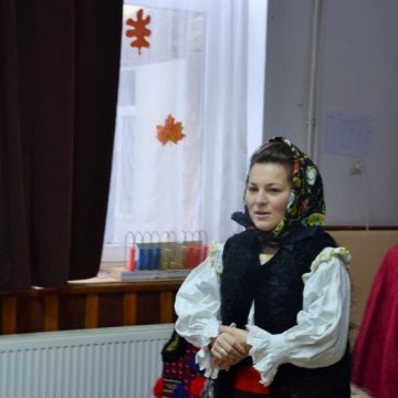 CĂLINEȘTI: Întâlnirea partenerilor din cadrul proiectului ”Școala Rădăcinilor Străbune” la Școala Gimnazială ”Vasile Berci”
