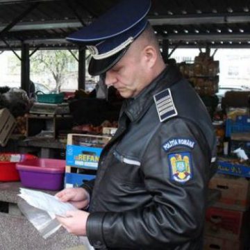 S-A LĂSAT CU AMENZI: Comercianți luați la puricat S-A LĂSAT CU AMENZI: Comercianți luați la puricat