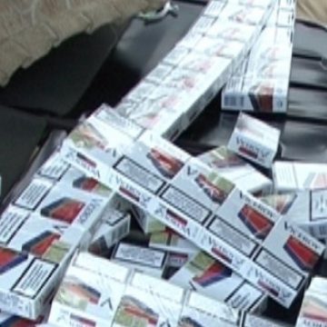 LUAȚI LA PURICAT: Percheziții la locuințele unor suspecți de contrabandă LUAȚI LA PURICAT: Percheziții la locuințele unor suspecți de contrabandă