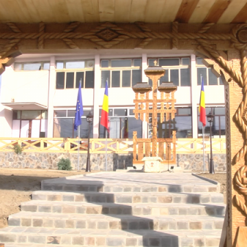 MODERNIZARE: Schimbarea la față a centrului civic al comunei Bârsana