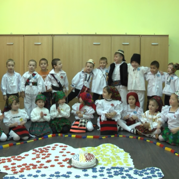 EMOȚIONANT: Centenar prin suflet de copil
