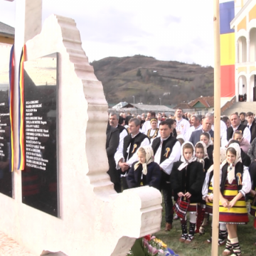 REPORTAJUL ZILEI: A fost sfințit monumentul eroilor din Ieud