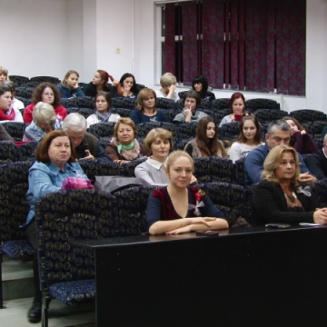 REPORTAJUL ZILEI: Discuții despre violența domestică REPORTAJUL ZILEI: Discuții despre violența domestică
