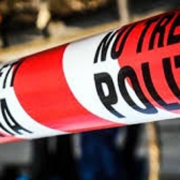 AGRESIUNE: O tânără de 20 de ani a fost bătută cu sălbăticie într-o scară de bloc AGRESIUNE: O tânără de 20 de ani a fost bătută cu sălbăticie într-o scară de bloc