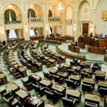 LEGEA PENSIILOR A FOST APROBATĂ ÎN SENAT: Ministrul Muncii – "Mergem pe principiul – pentru muncă egală, pensie egală"
